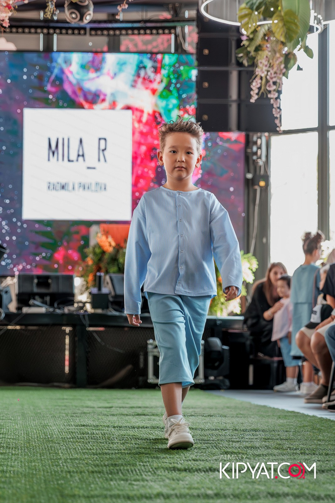 PROM KIDS FASHION SHOW. КИПЯТКОМ АЛМАТЫ!