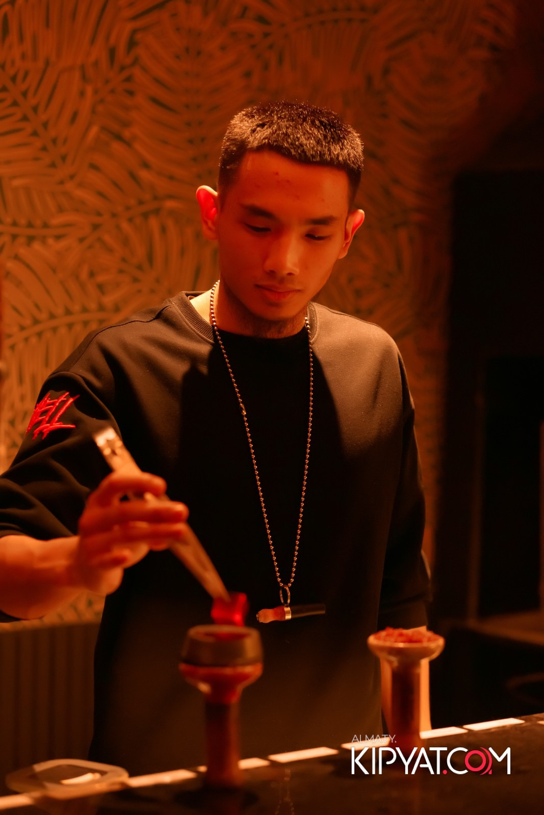 ОЛОВО НА ДОСТЫК. КИПЯТКОМ АЛМАТЫ!