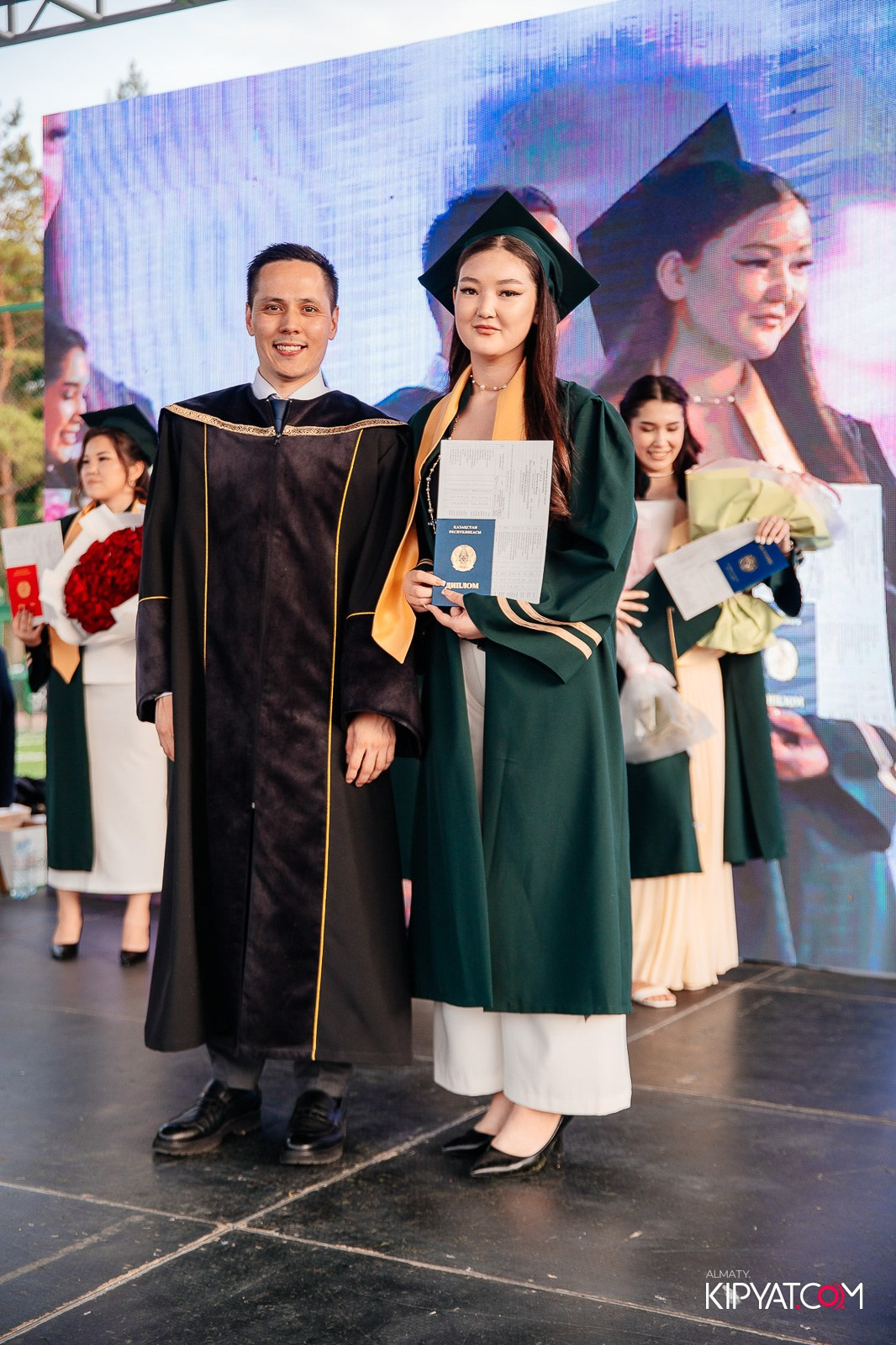 ВРУЧЕНИЕ ДИПЛОМОВ — НАРХОЗ КОЛЛЕДЖ. Part 3. КИПЯТКОМ АЛМАТЫ!