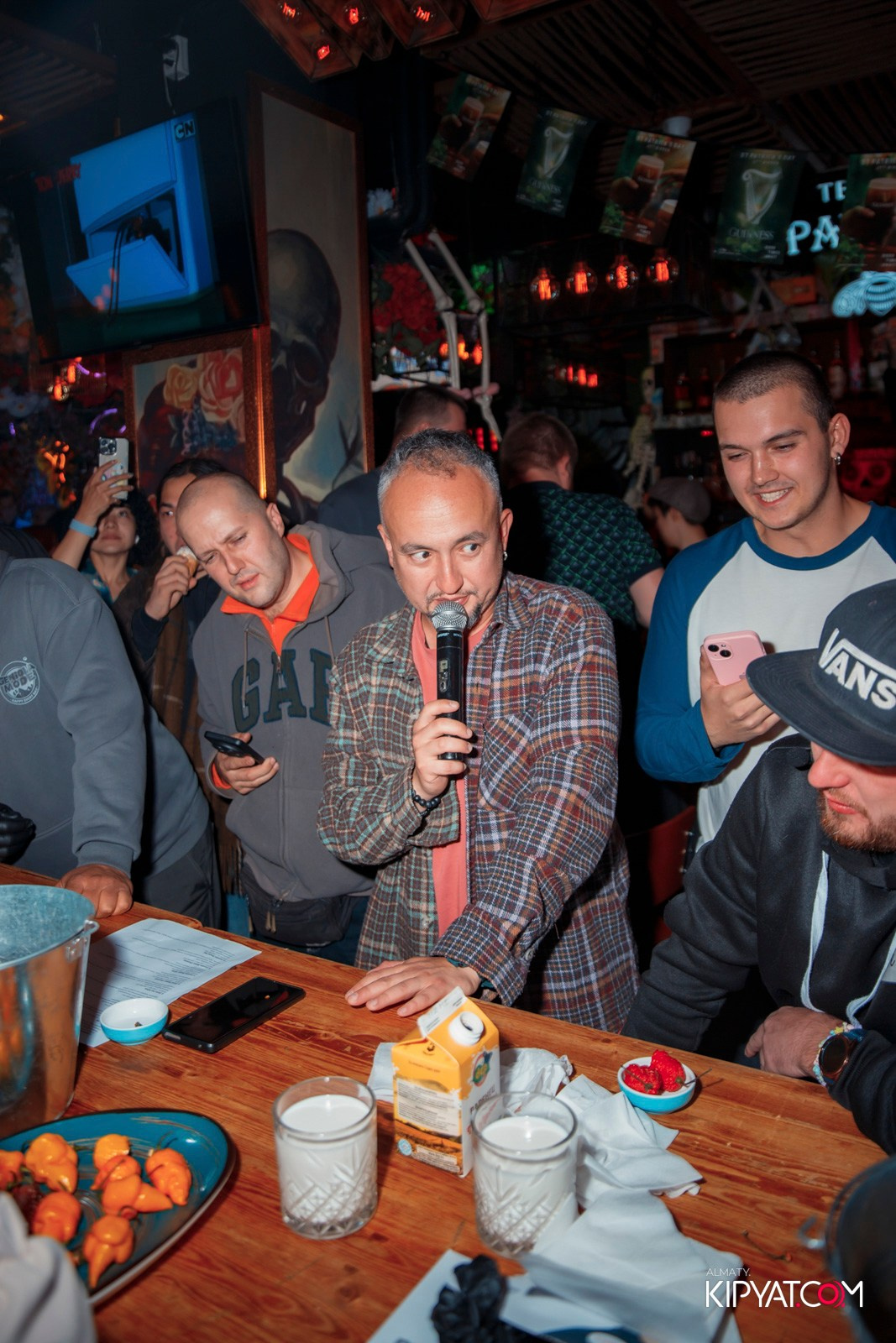 SUPER HOT CHELLENGE ОТ ДУША ПЕРЦА В VICTORY MEXICO. КИПЯТКОМ АЛМАТЫ!