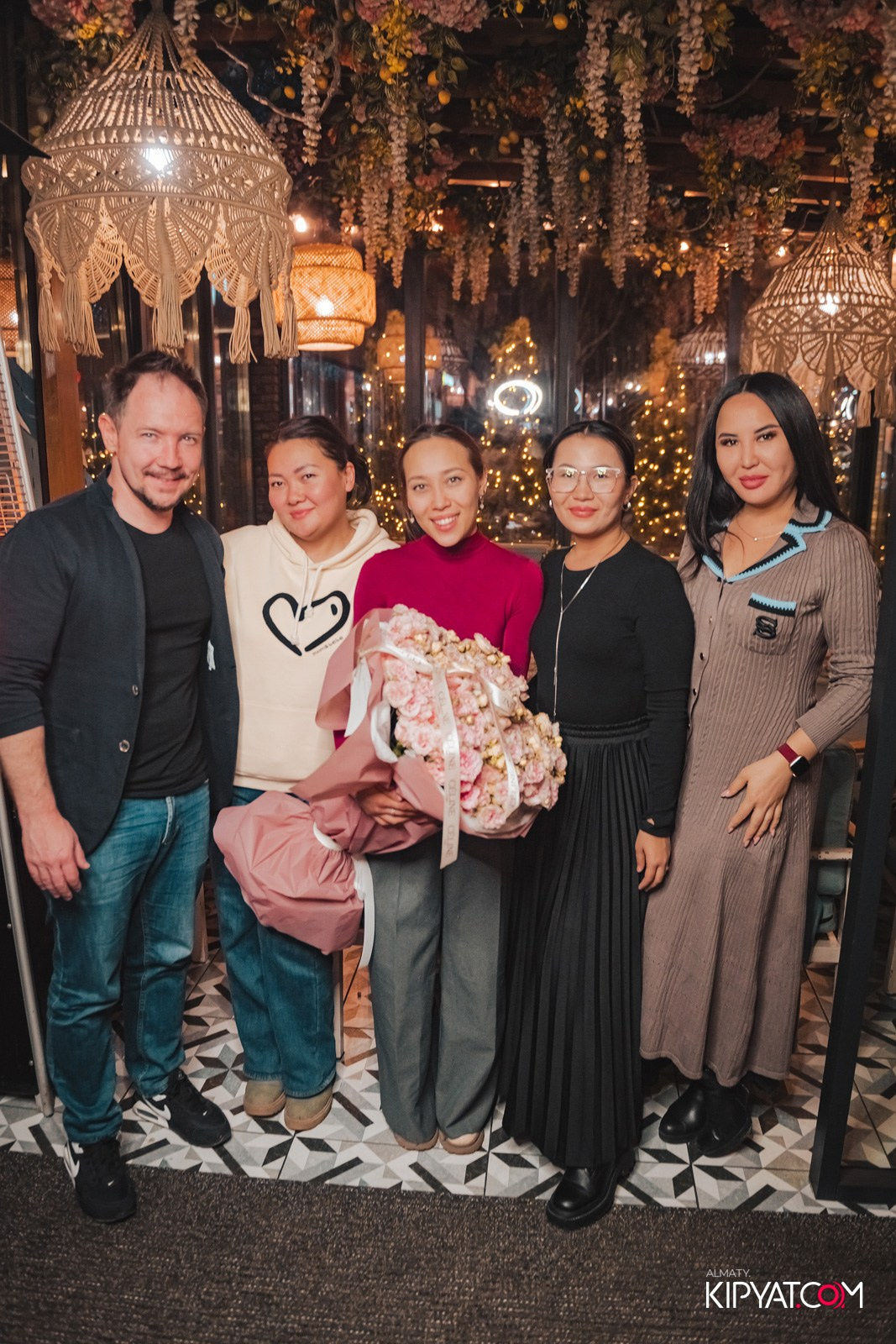 MODI RESTORANCHIK. КИПЯТКОМ АЛМАТЫ!