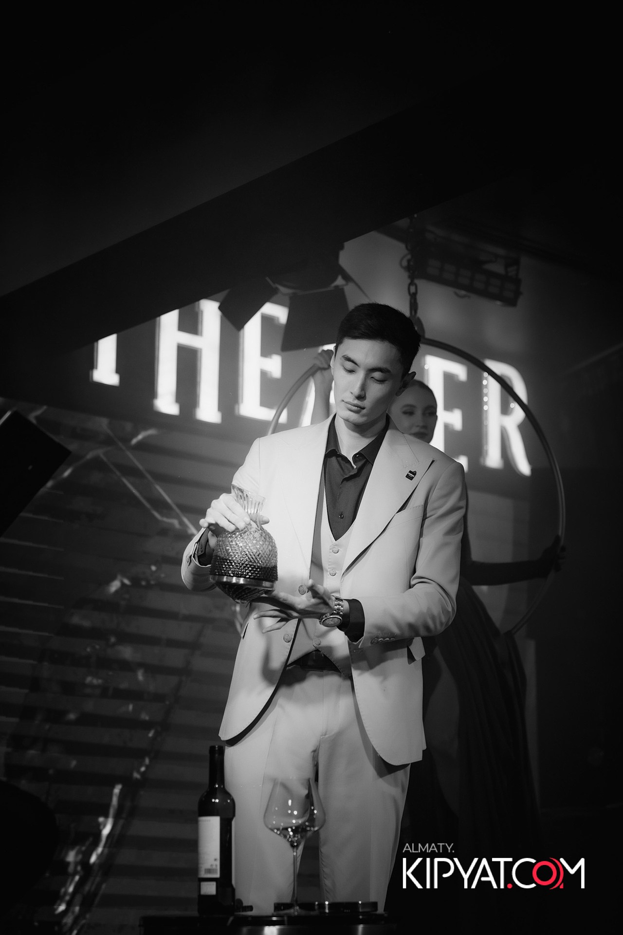 THE THEATER. КИПЯТКОМ АЛМАТЫ!