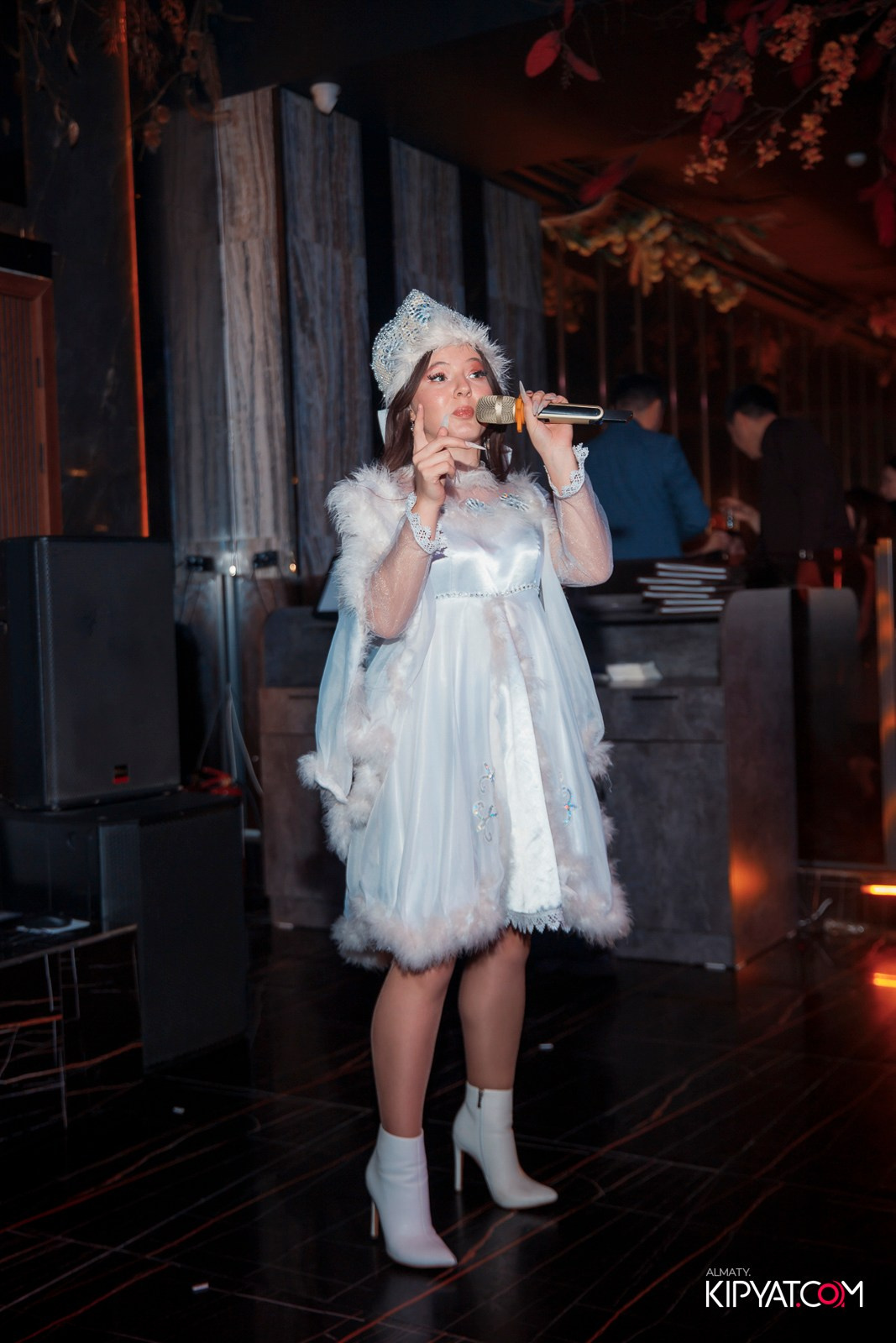 БАР ПАНАЕХАЛИ НА ДОСТЫК. КИПЯТКОМ АЛМАТЫ! Фотосъемка мероприятий в Алматы