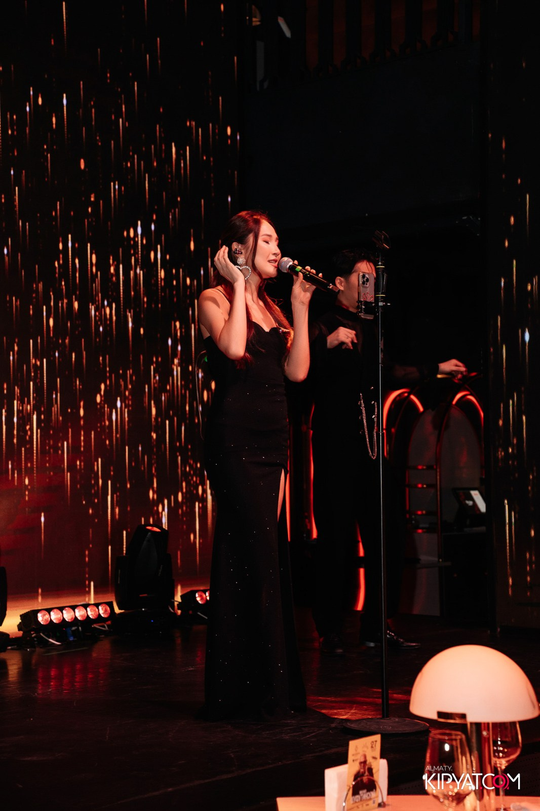 QUEEN. КИПЯТКОМ АЛМАТЫ!