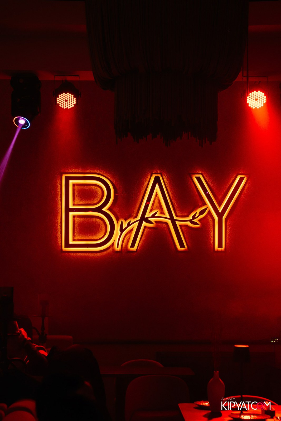 BAY RESTAURANT & BAR. КИПЯТКОМ АЛМАТЫ!