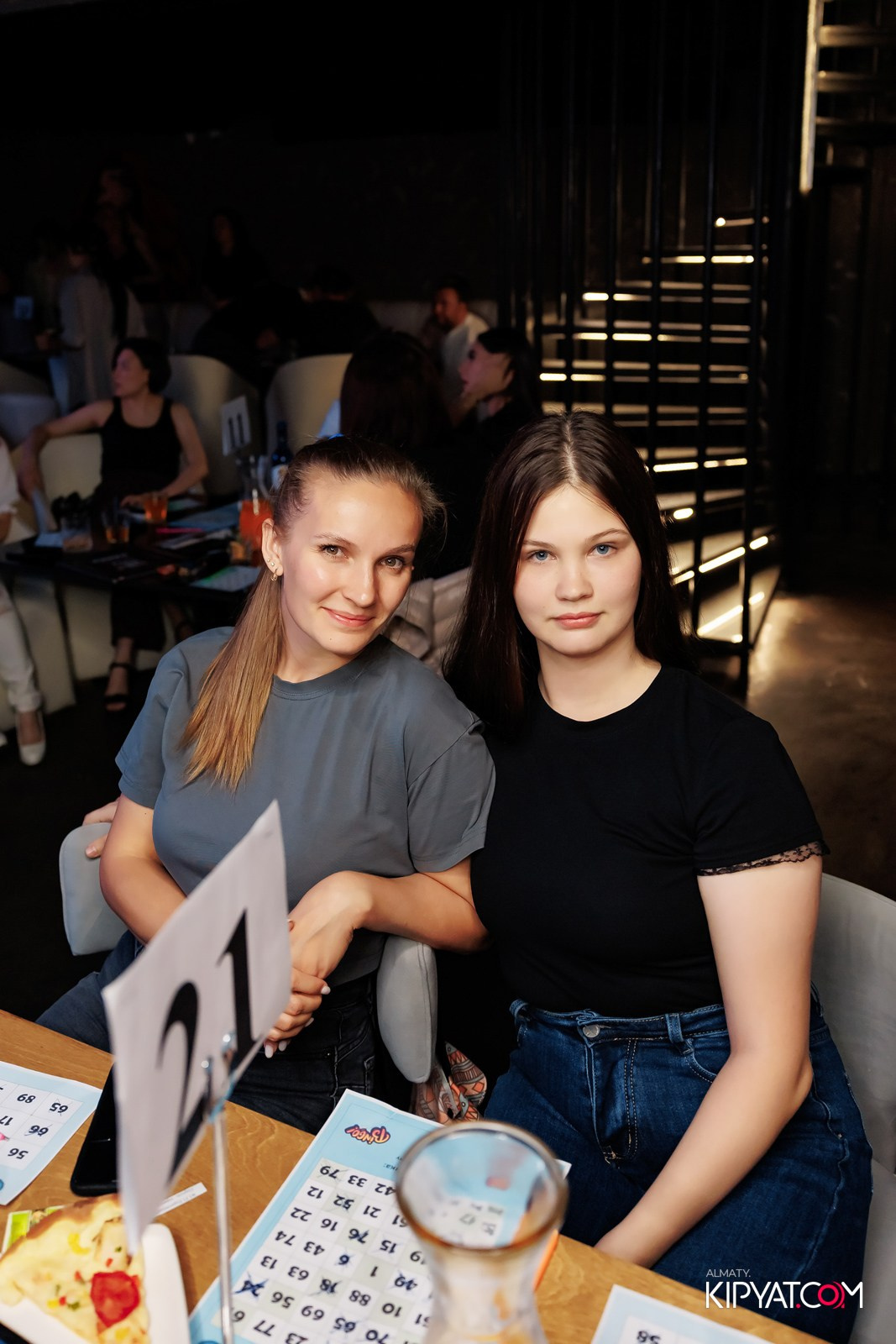 МУЗЫКАЛЬНОЕ ЛОТО В HIT RETRO. КИПЯТКОМ АЛМАТЫ!