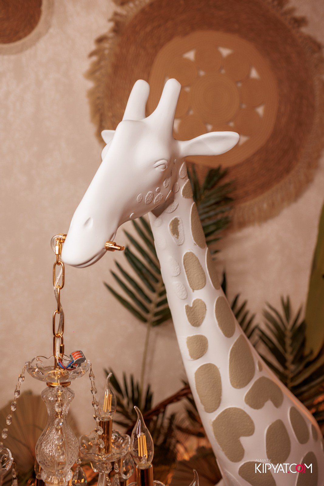 BAY RESTAURANT & BAR. КИПЯТКОМ АЛМАТЫ!