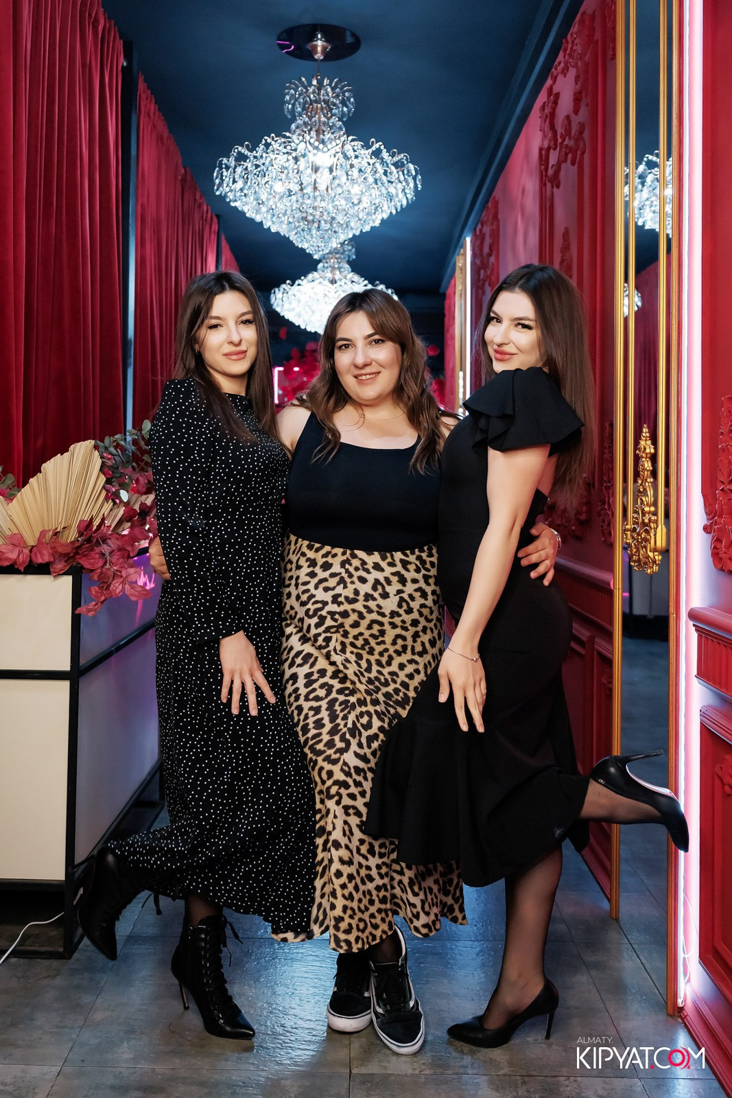 ЗАЯ, НА БИС. КИПЯТКОМ АЛМАТЫ!