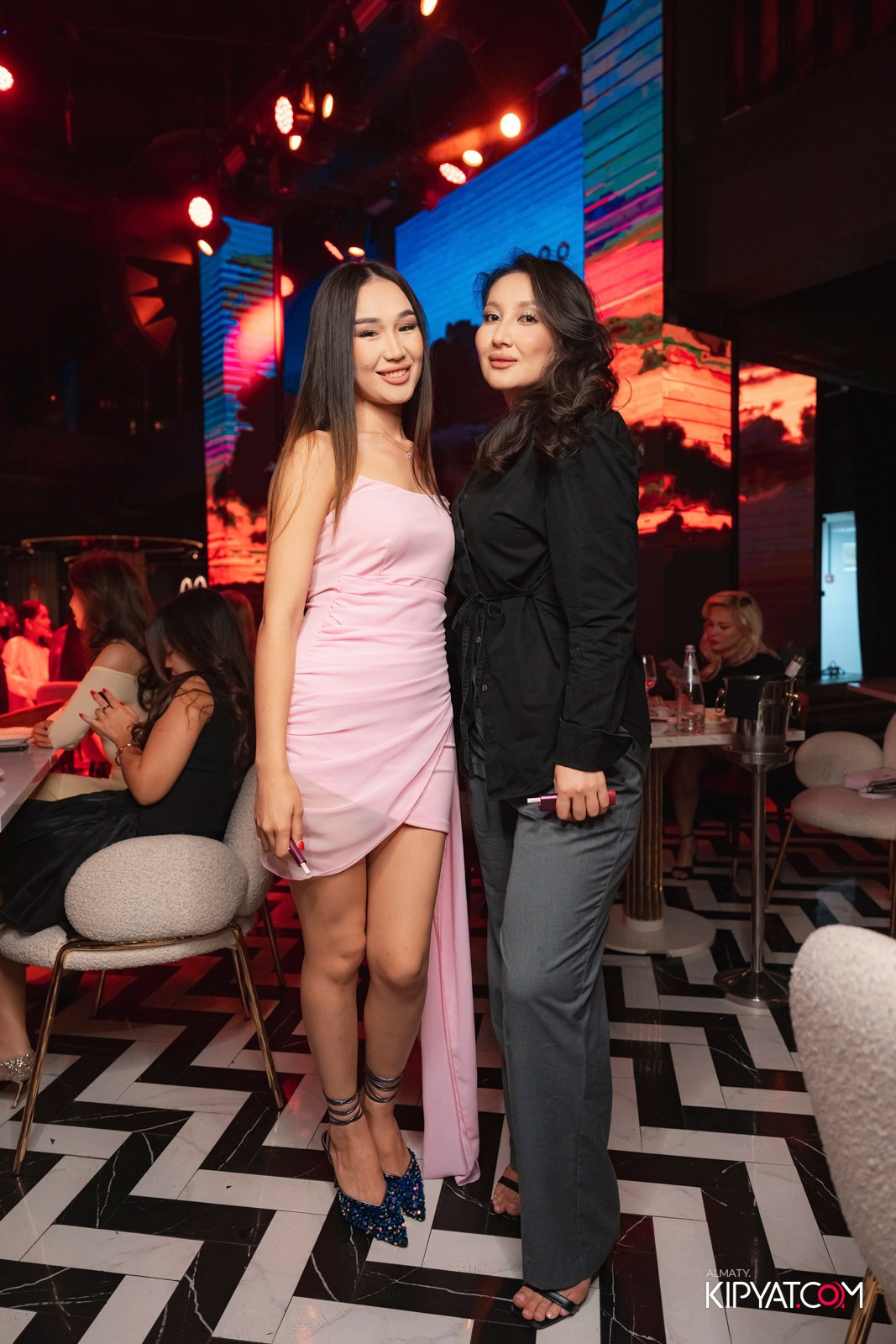 QUEEN. КИПЯТКОМ АЛМАТЫ!