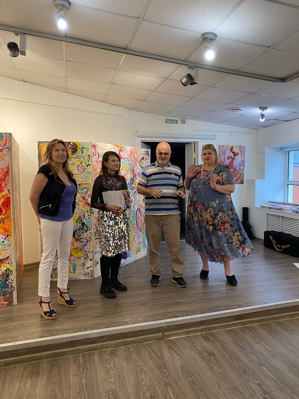 Выставка «Дорисуй жизнь». Художник Березкина Ольга Алексндровна