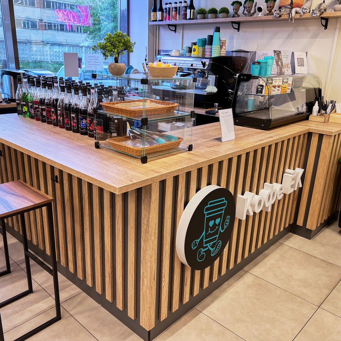 Торговая мебель на заказ