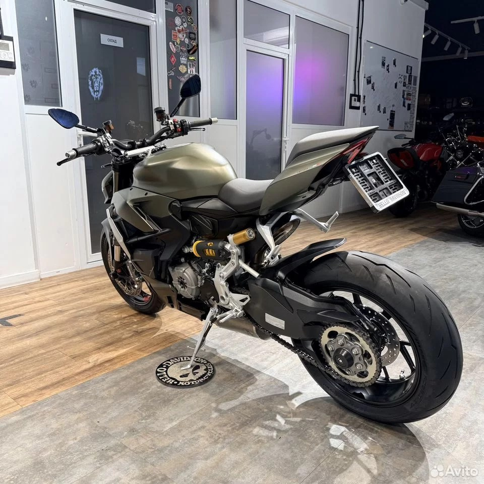 Ducati Streetfighter V2, 2023. Hello Davidson, Москва. Только хорошие мотоциклы…