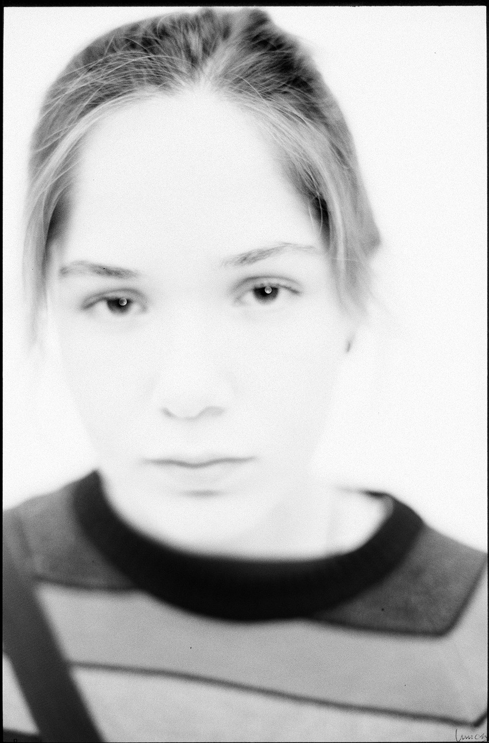 Классическая портретная выездная фотосессия (полевое исследование). Один человек один кадр. Летняя Школа. Дубна. Портретный и художественный фотограф в Москве Пётр Корень