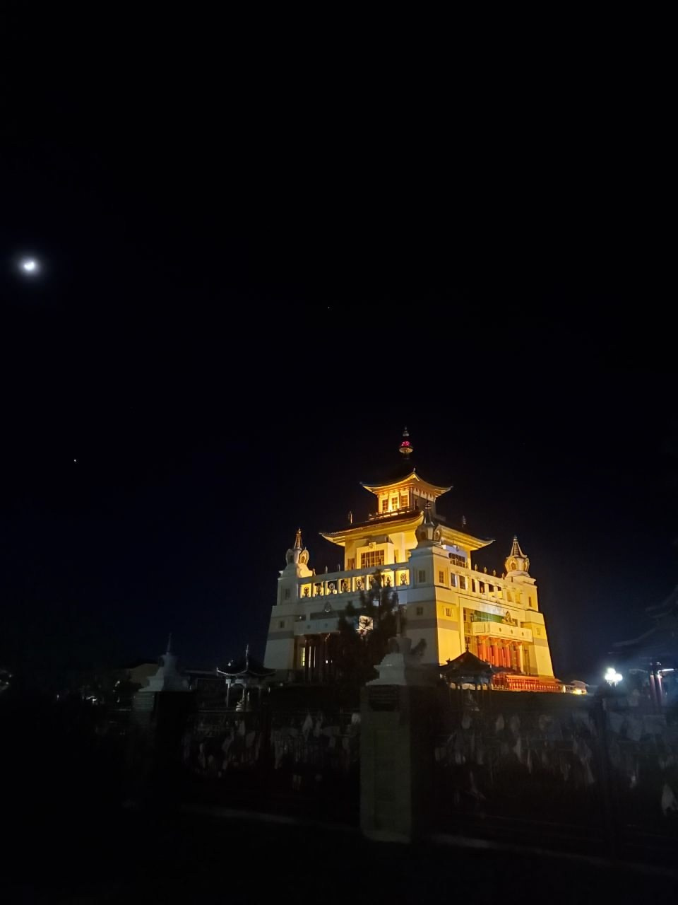 Астрахань и Элиста. Экскурсионная поездка | 30.04-04.05.2025. Галерея Фантим