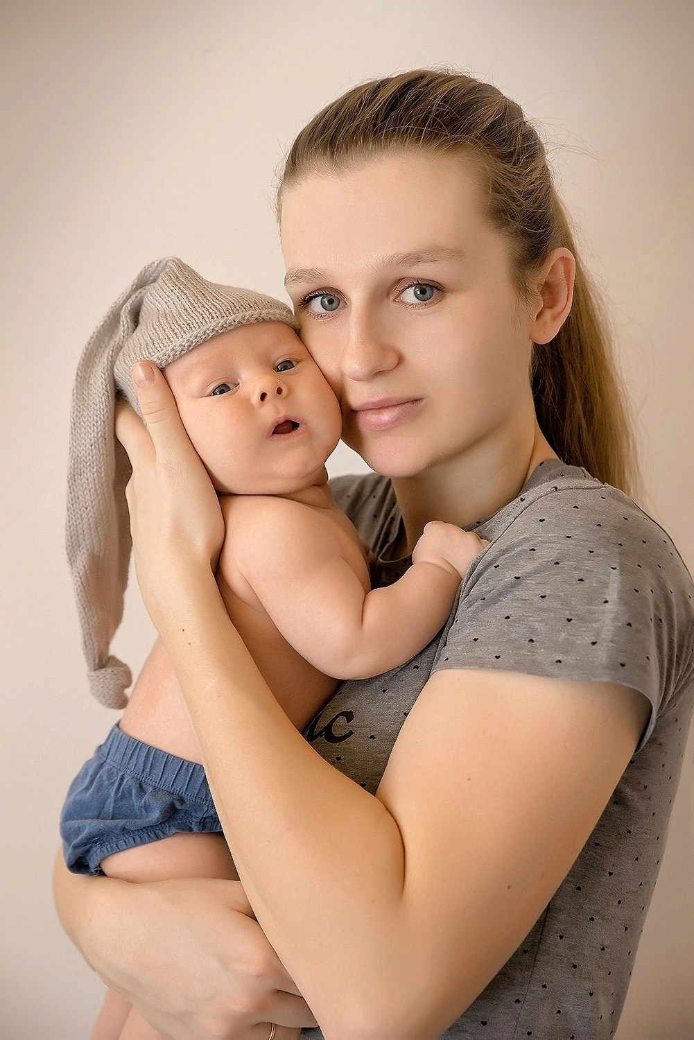 Малыши до года. Контакты