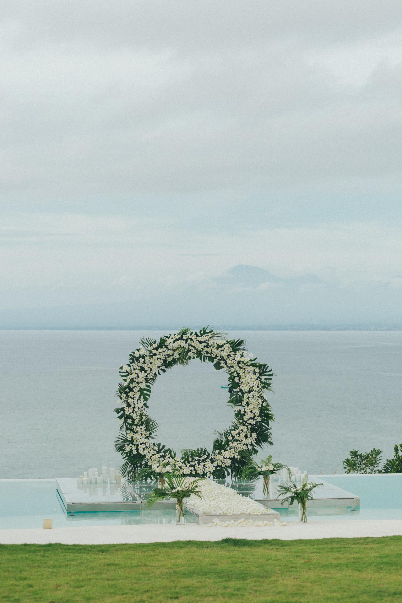 Mary and Oleg. Wedding photographer in Bali