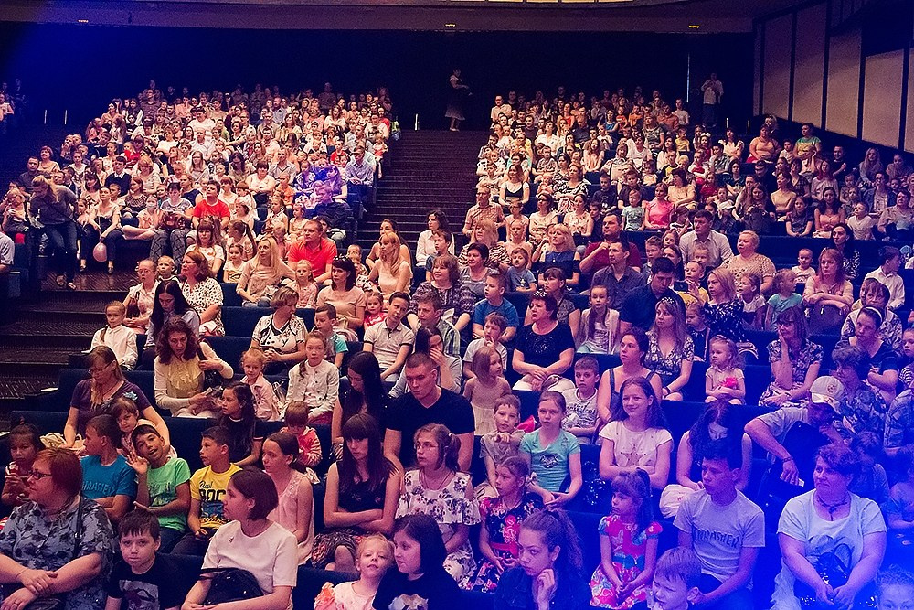 Благотворительный показ ТЮЗ. Детский и семейный фотограф, фотограф мероприятий Нижний Новгород