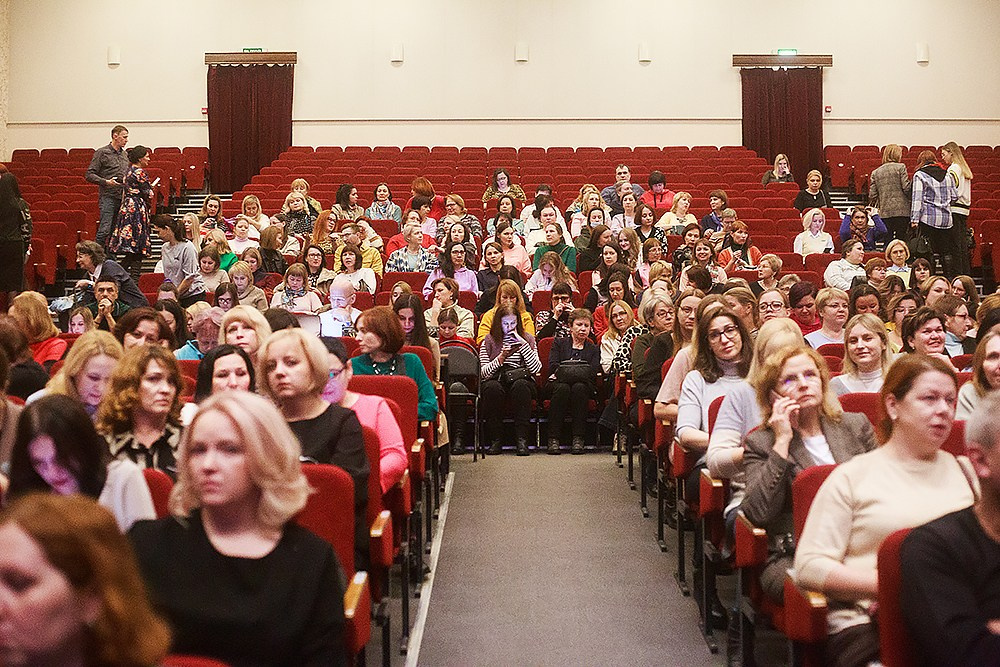 Стендап Ольги Савельевой «Всё обязательно наладится». Детский и семейный фотограф, фотограф мероприятий Нижний Новгород