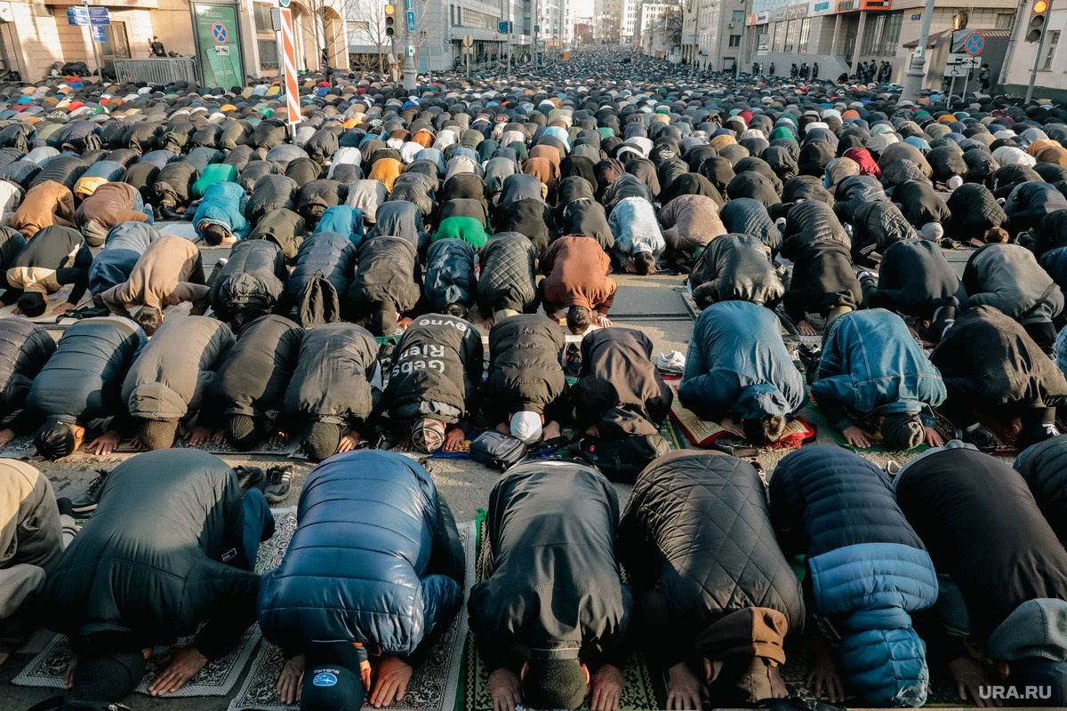 Ураза Байрам. Роман Наумов профессиональный фотограф