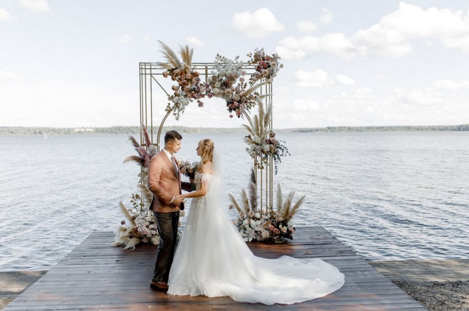 Площадка № 6-2. Свадебный организатор Москва