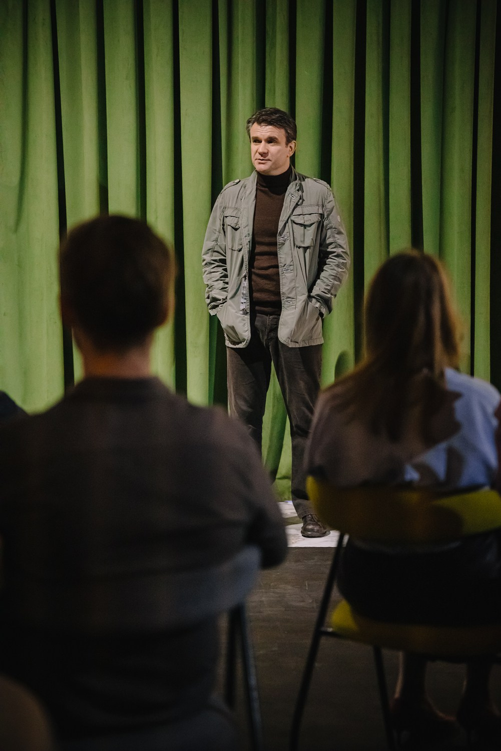 «Истории из чемодана | Довлатов», Леонид Таранов. Фотограф Михаил Ряховский