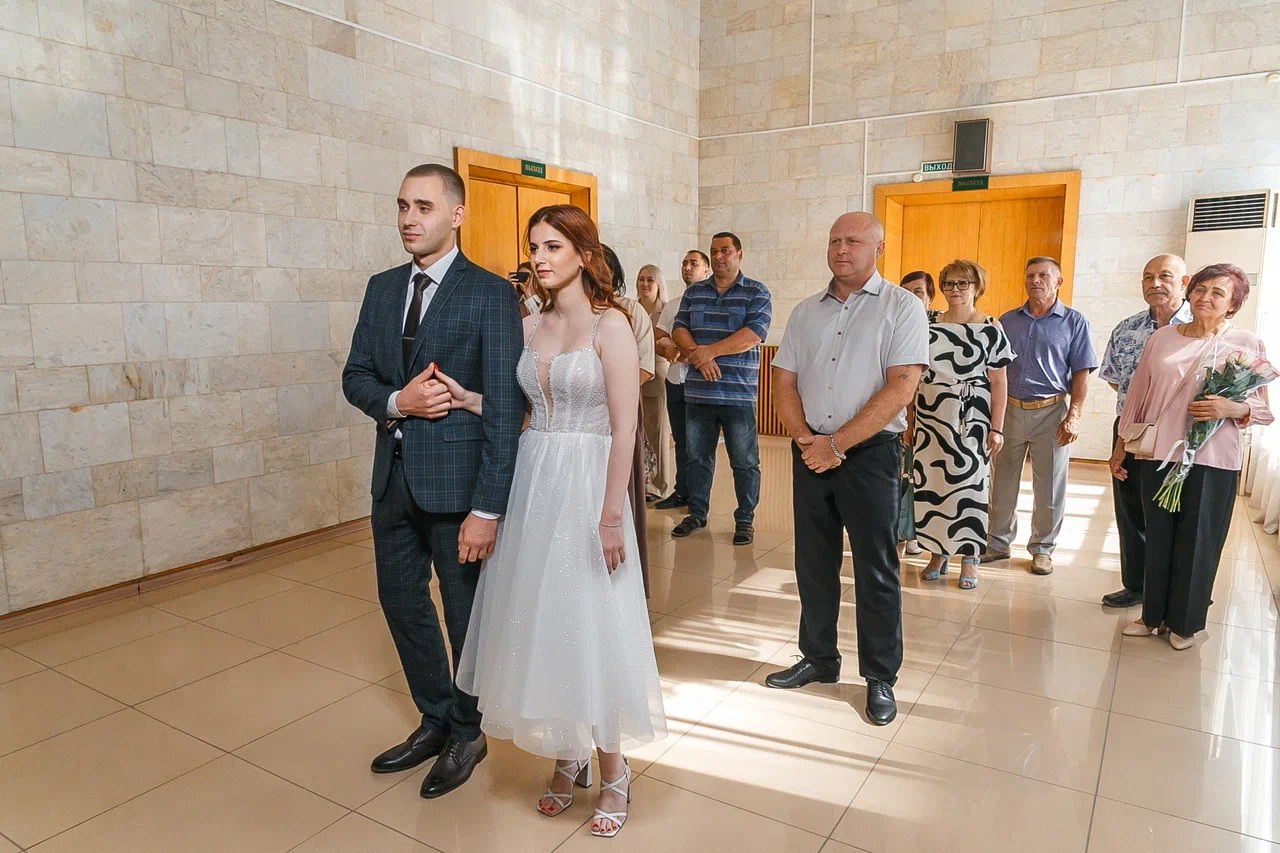 Марина и Даниил поженились. Событийный фотограф Максим Бескоровайновнов
