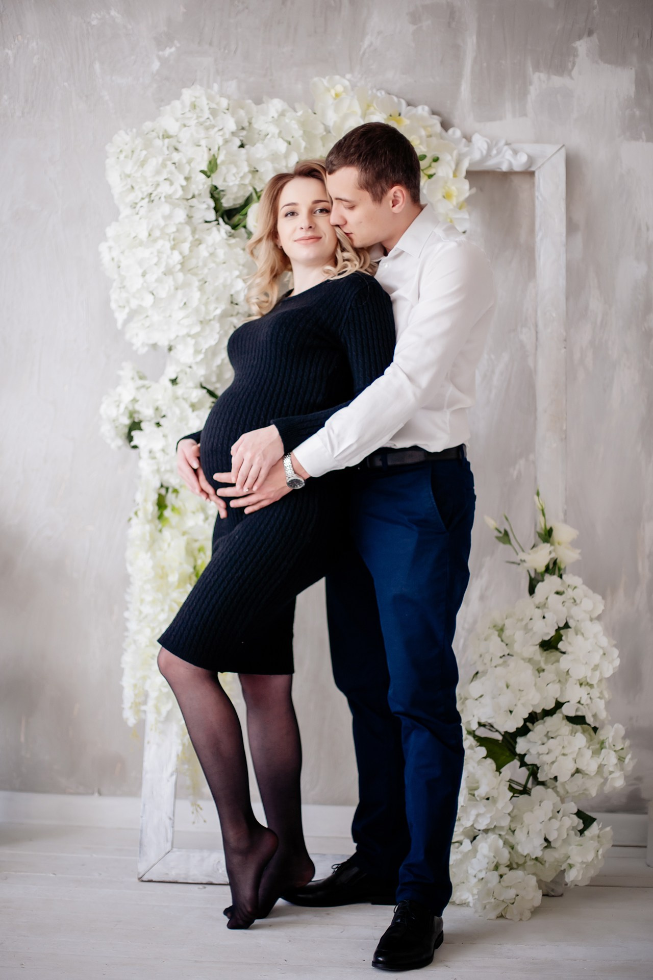 фотосессия в ожидании чуда, фотосессия беременная, жду бейби, Семейная Фотосессия Беременности В Студии, Фотосессия беременных в Рязани, Фотосессия беременных в Москве