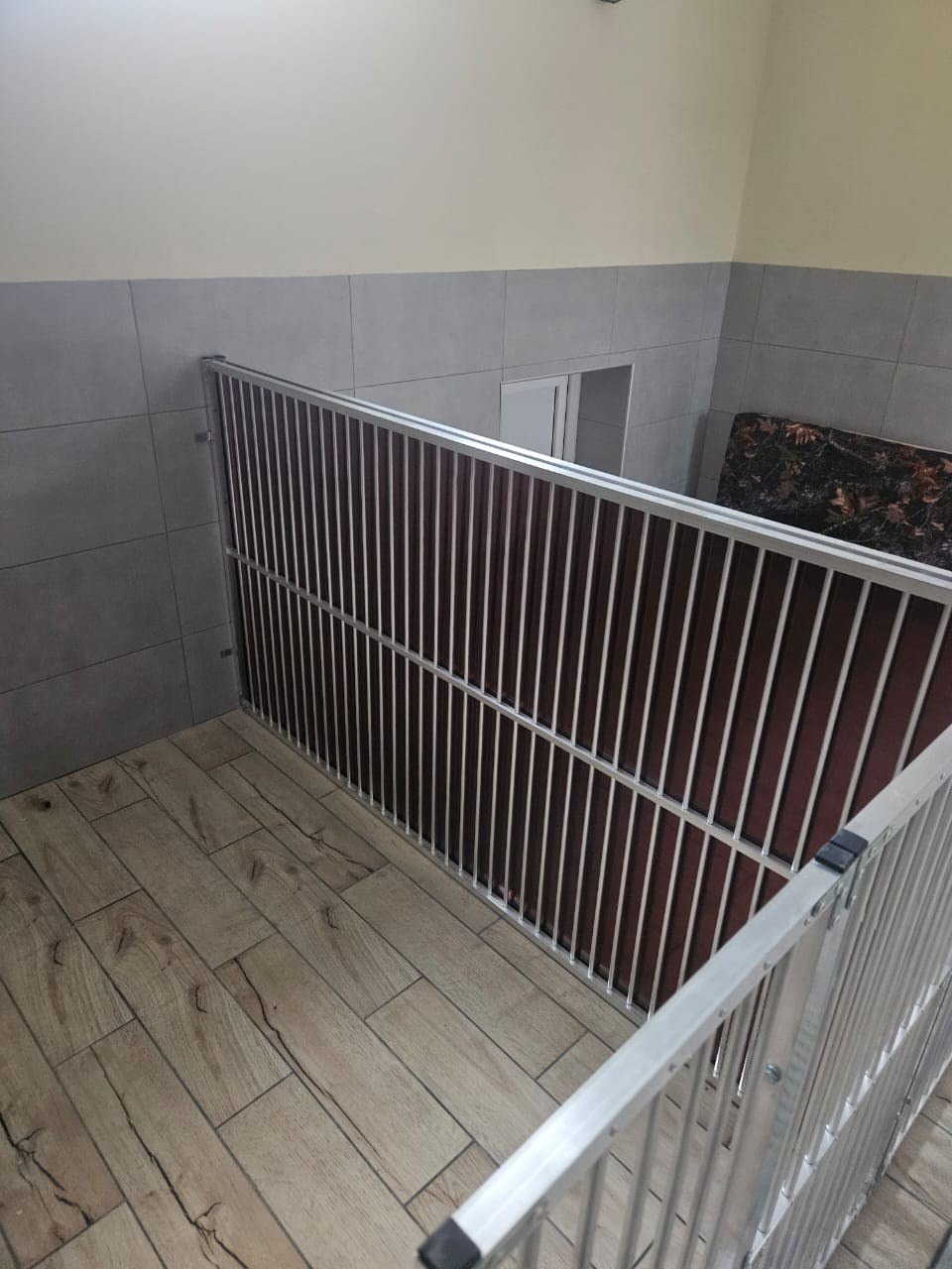 Ограждения боксов в питомнике МД-005