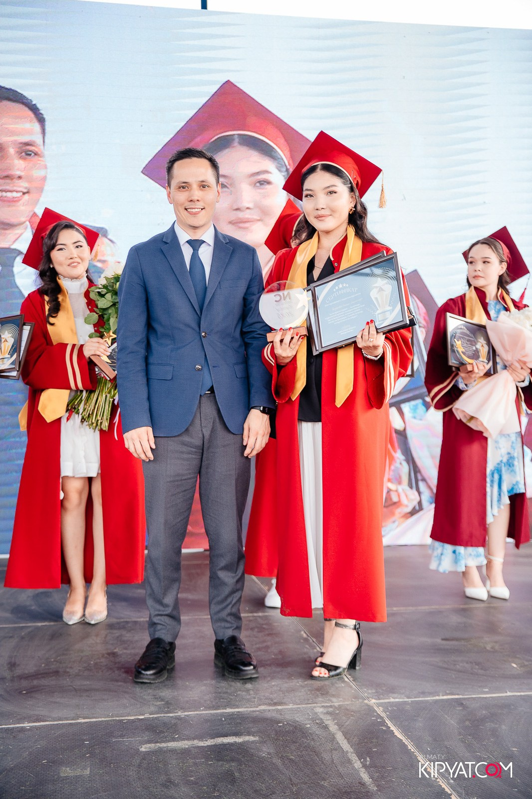 ВРУЧЕНИЕ ДИПЛОМОВ — НАРХОЗ КОЛЛЕДЖ. Part 4. КИПЯТКОМ АЛМАТЫ!