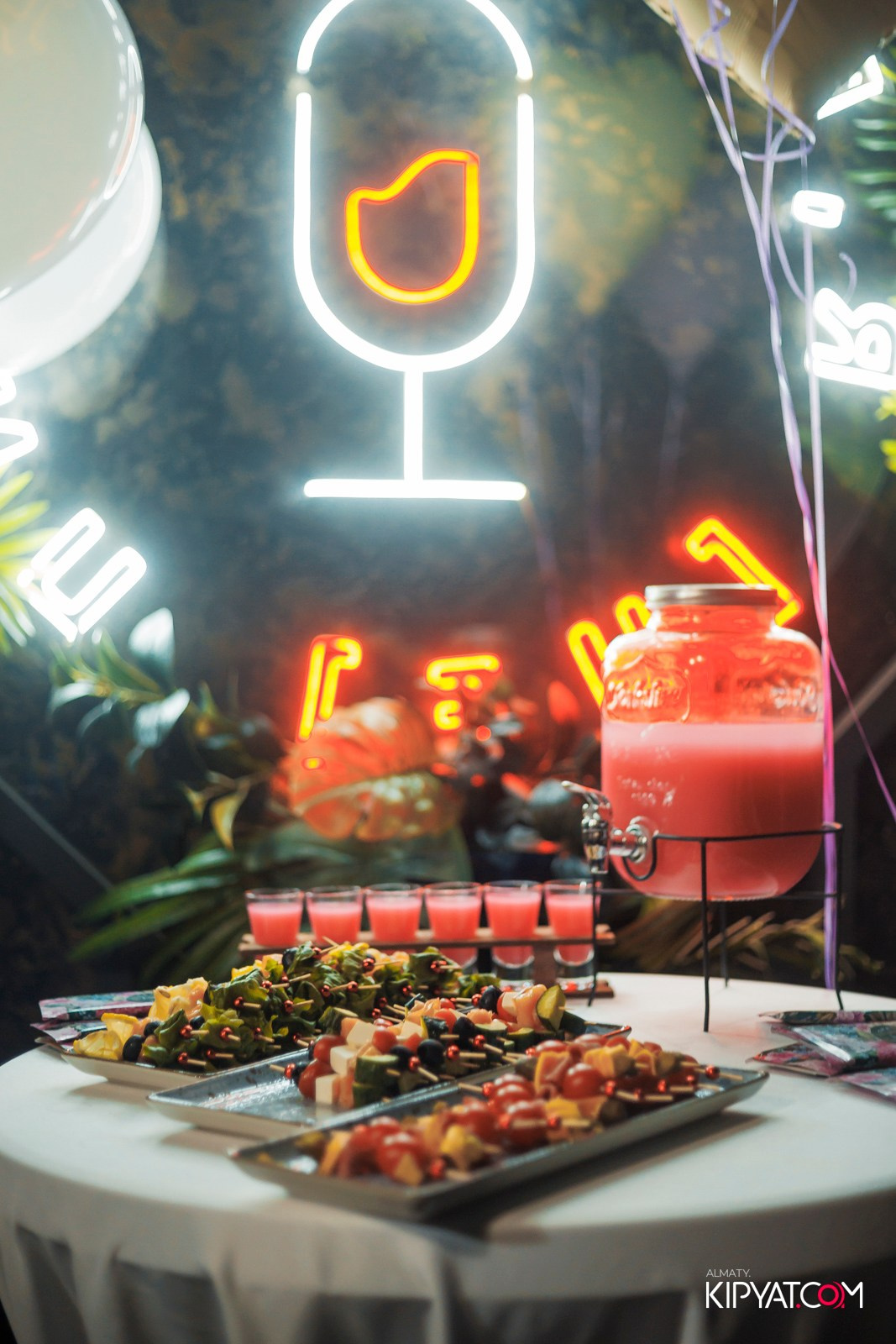 ДОРОГАЯ, Я НЕ ПИЛ. КИПЯТКОМ АЛМАТЫ! Фотосъемка мероприятий в Алматы