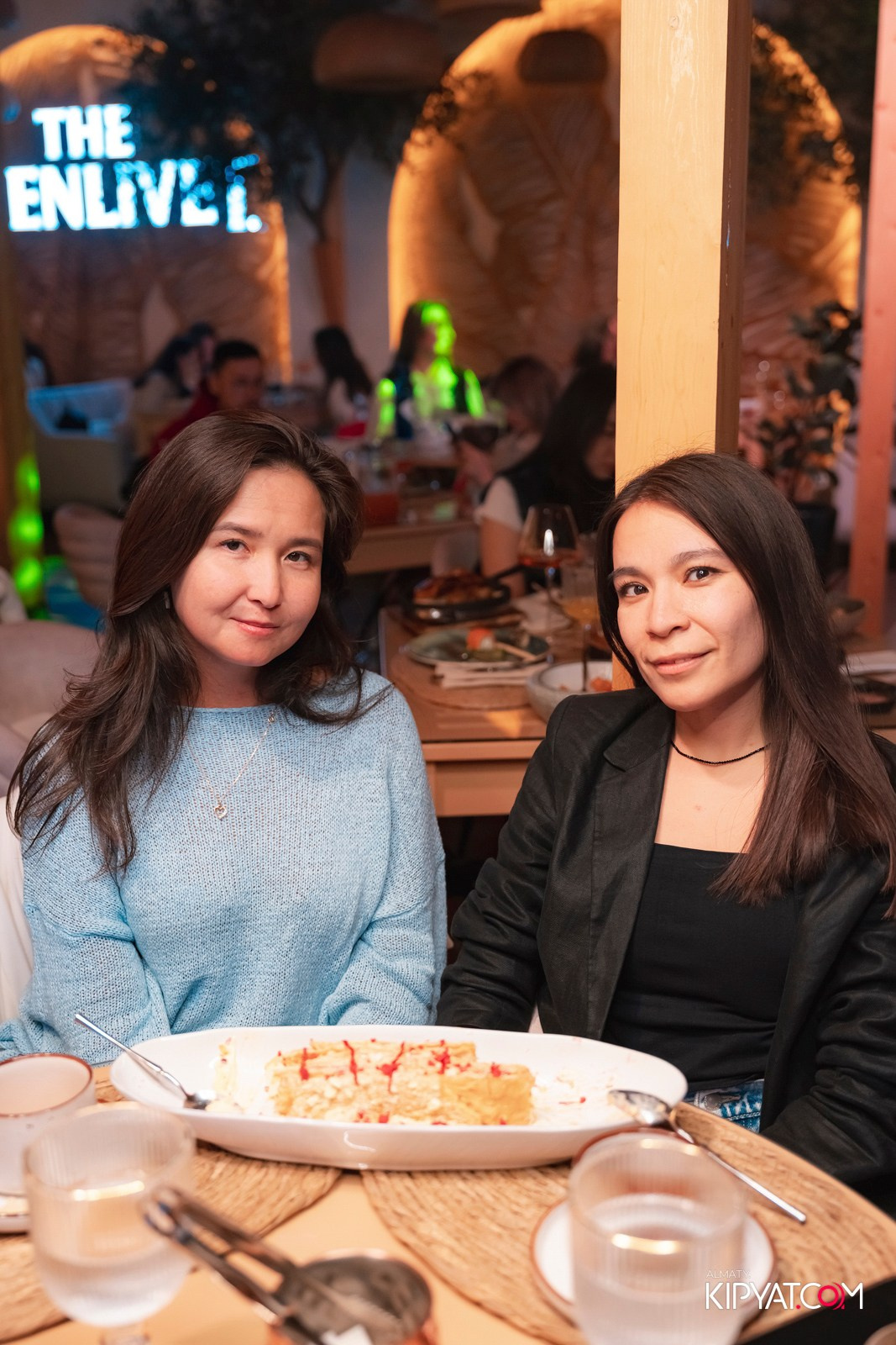 THE BROOKLN B MOOD KARAOKE & TERRACE. КИПЯТКОМ АЛМАТЫ!