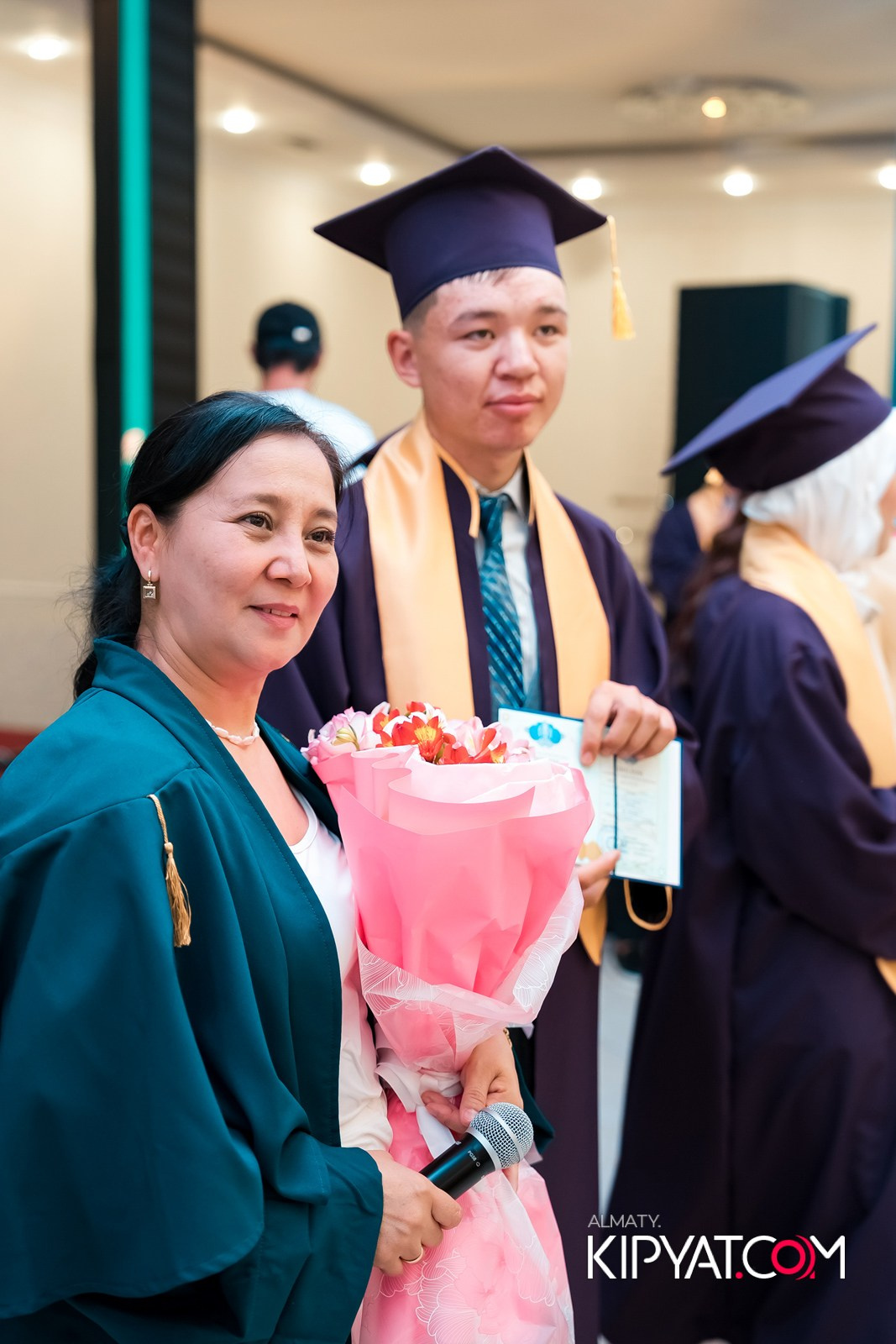 GRADUATION 2025 Q UNIVERSITY. КИПЯТКОМ АЛМАТЫ!