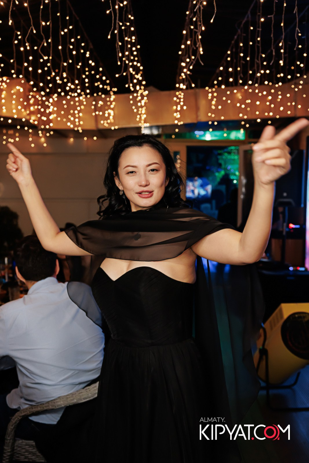 OBLAKO LOUNGE BAR. КИПЯТКОМ АЛМАТЫ!