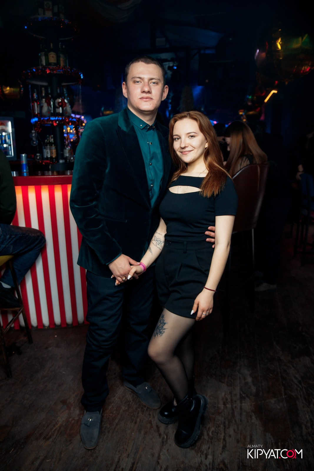 UYAT EMES BAR. КИПЯТКОМ АЛМАТЫ!