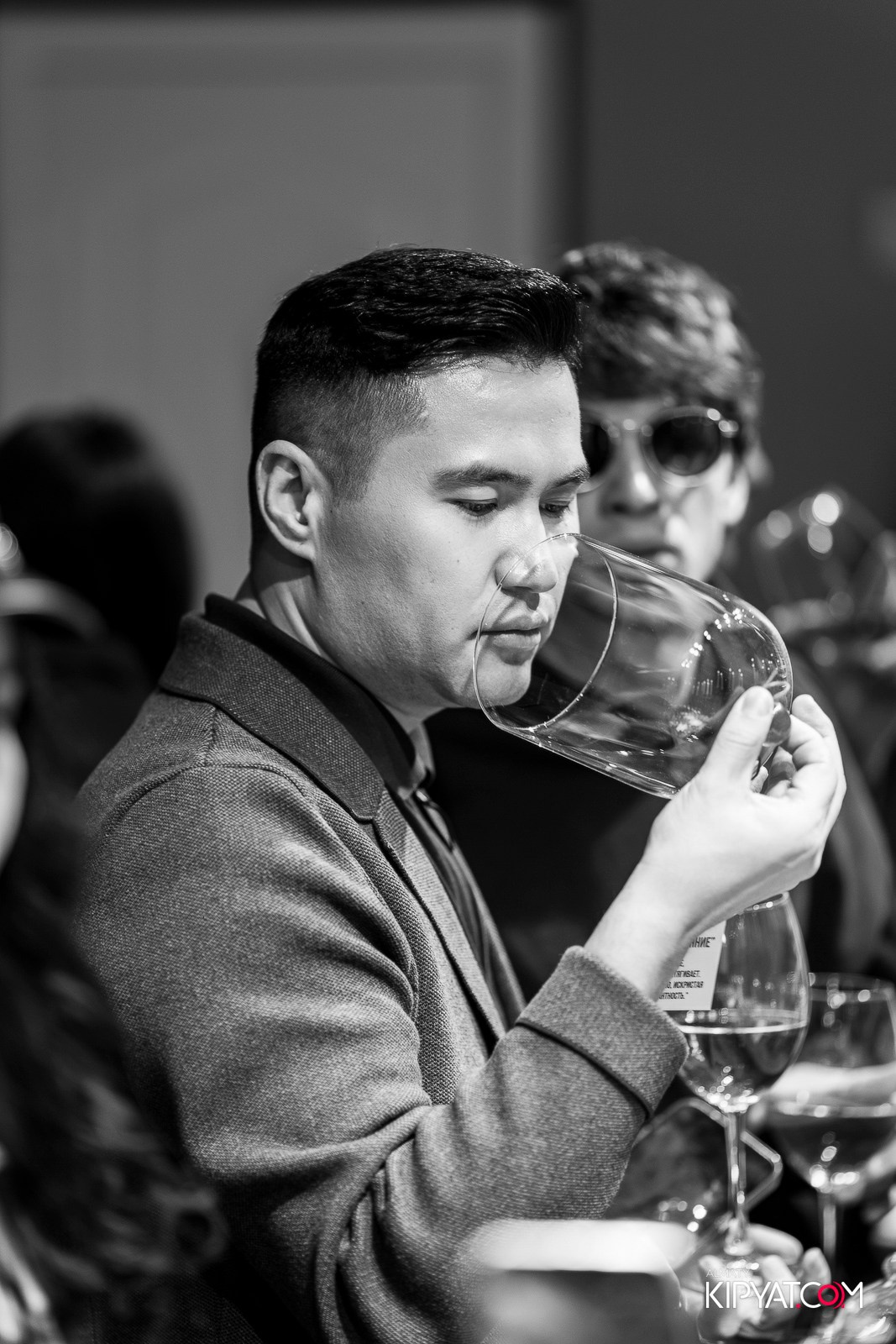 ОТКРЫТИЕ ПАРФЮМЕРНОГО ДОМА MAISON PERFUME. КИПЯТКОМ АЛМАТЫ!