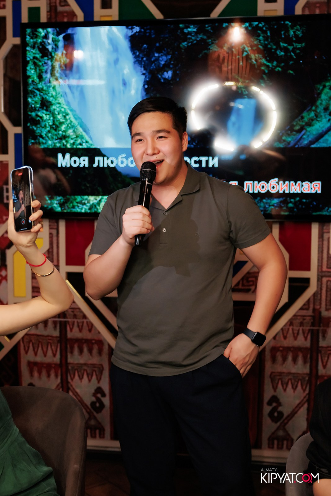 ЗАЯ, НА БИС. КИПЯТКОМ АЛМАТЫ!