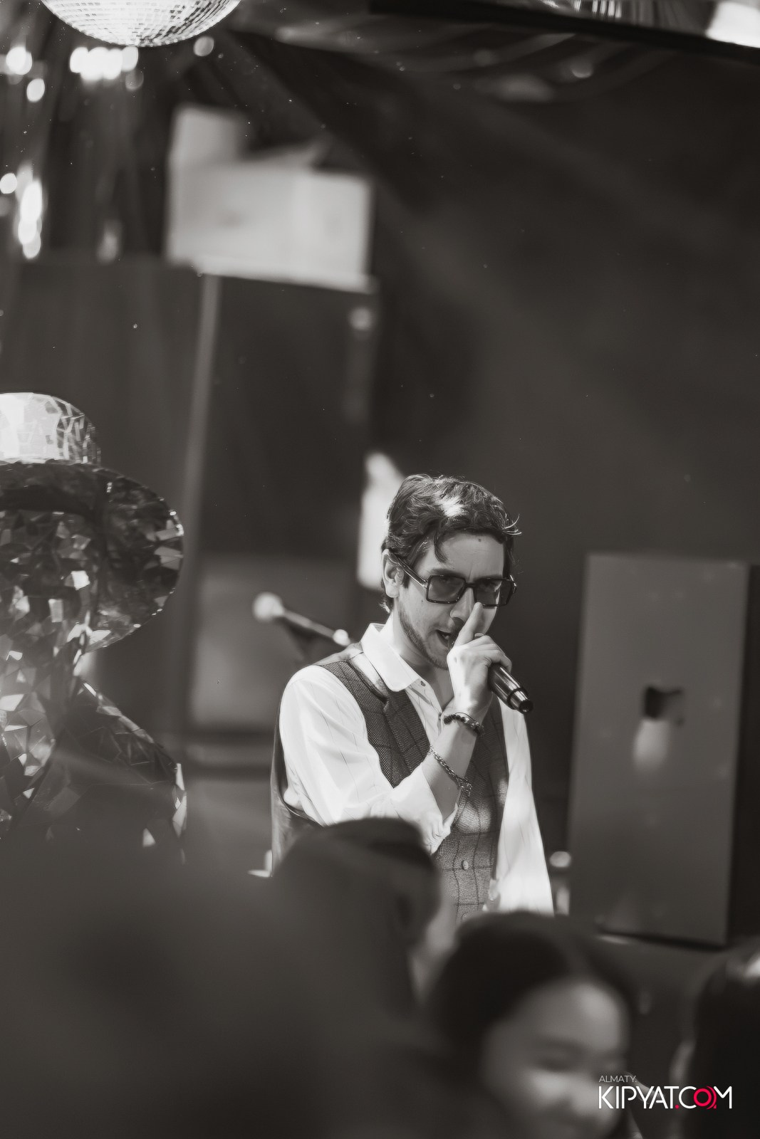 MOOD KARAOKE & TERRACE. КИПЯТКОМ АЛМАТЫ!