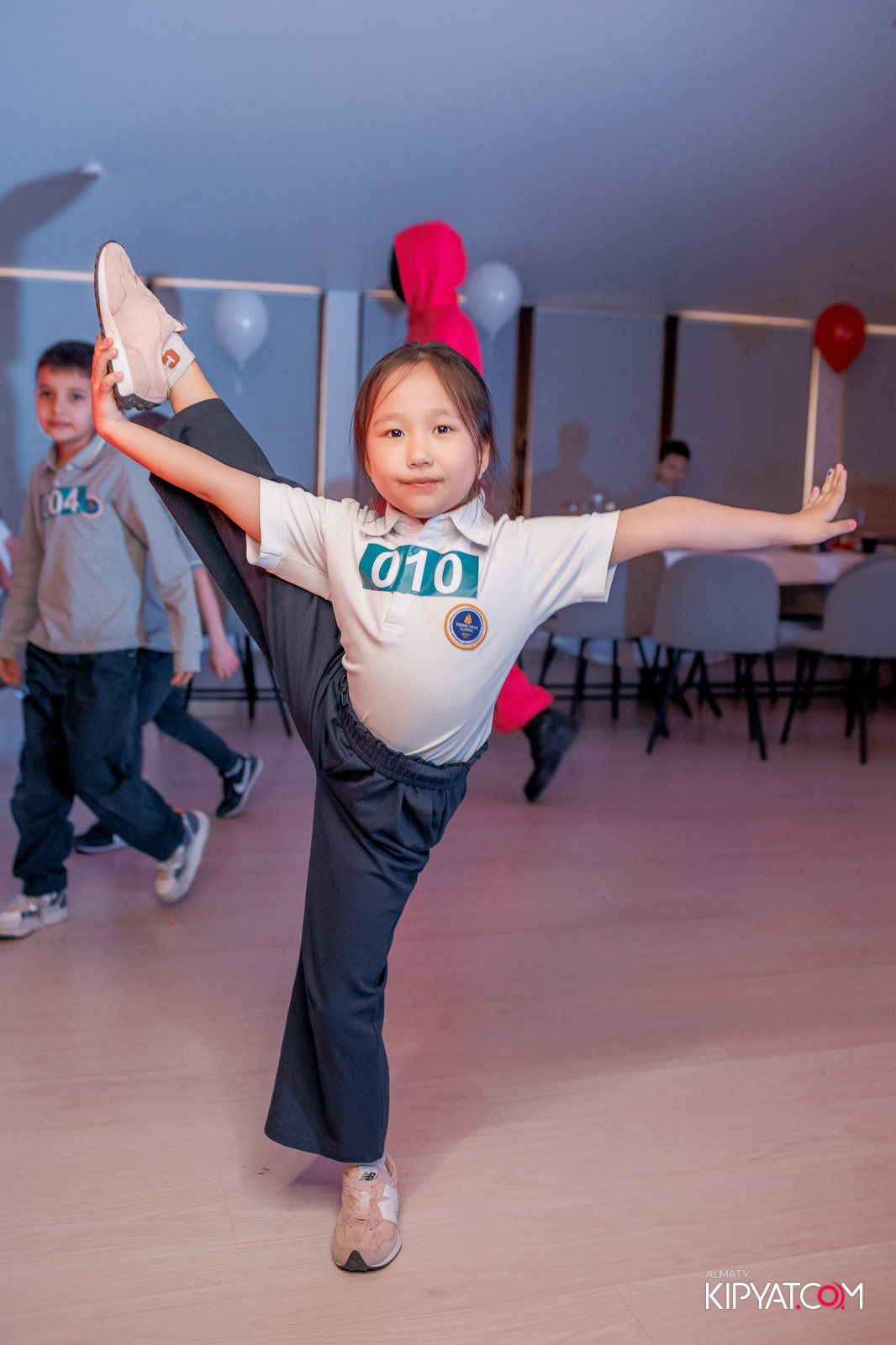 КВЕСТ-ШОУ ALAROVICH ИГРА В КАЛЬМАРА. КИПЯТКОМ АЛМАТЫ!