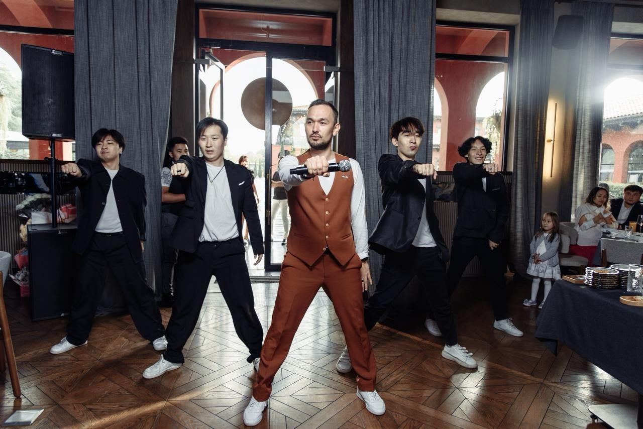 Шоумены. «QRPhoto»