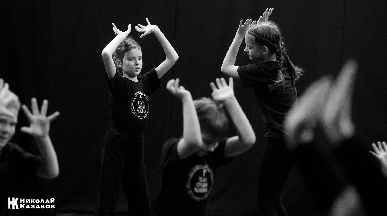 СТУДИЯ «ЧЕЛОВЕК». Николай Казаков. Профессиональный фотограф. Преподаватель фотографии
