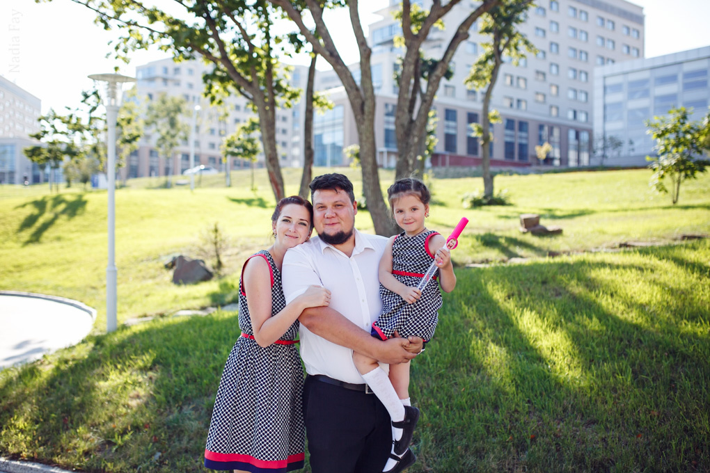 Натешенька и ее семья (набережная ДВФУ). Nadia Fay