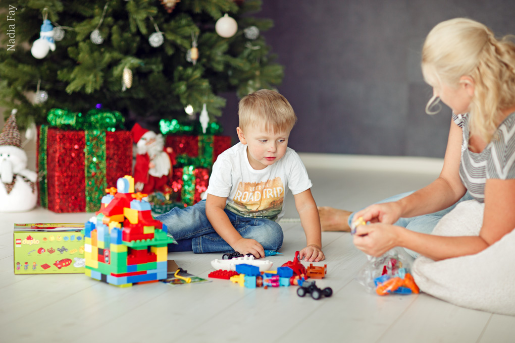 Оксаночка и ее семья (новый год). Nadia Fay