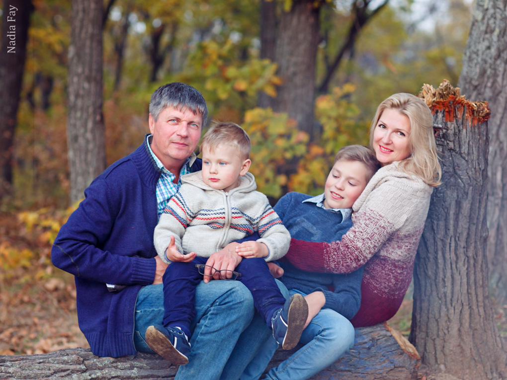 Оксаночка и ее семья (осень). Nadia Fay