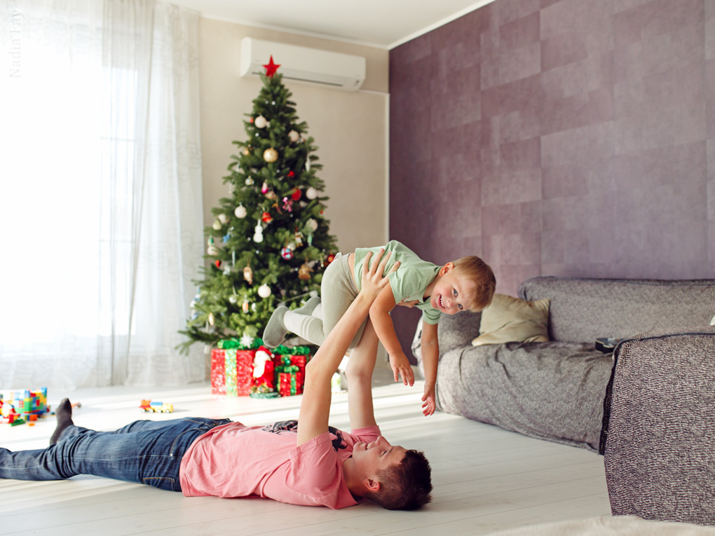 Оксаночка и ее семья (новый год). Nadia Fay