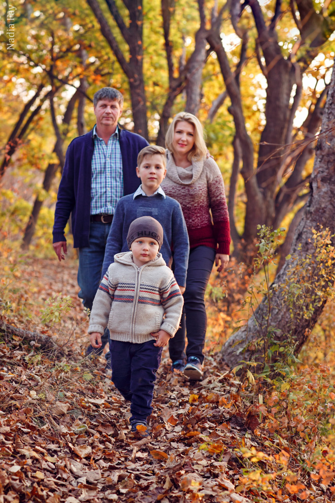 Оксаночка и ее семья (осень). Nadia Fay