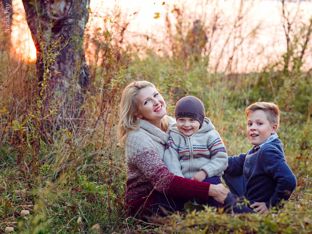 Оксаночка и ее семья (осень). Nadia Fay