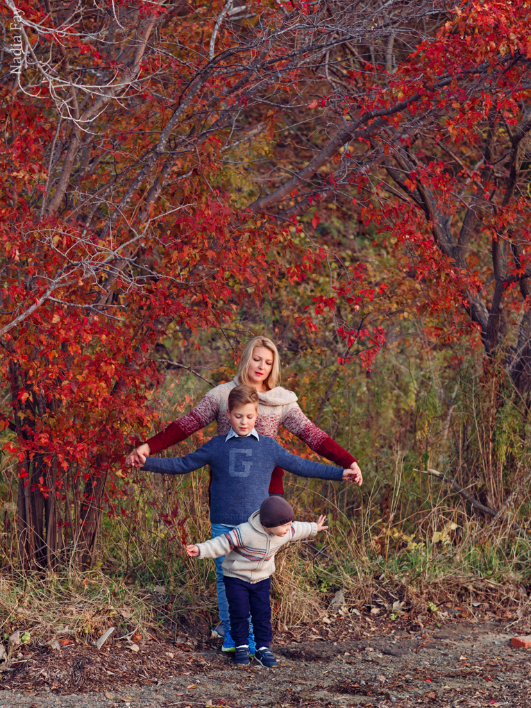Оксаночка и ее семья (осень). Nadia Fay