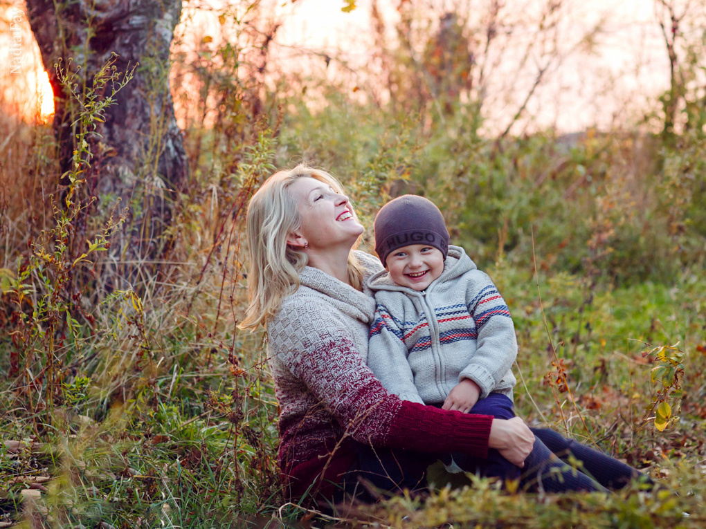 Оксаночка и ее семья (осень). Nadia Fay