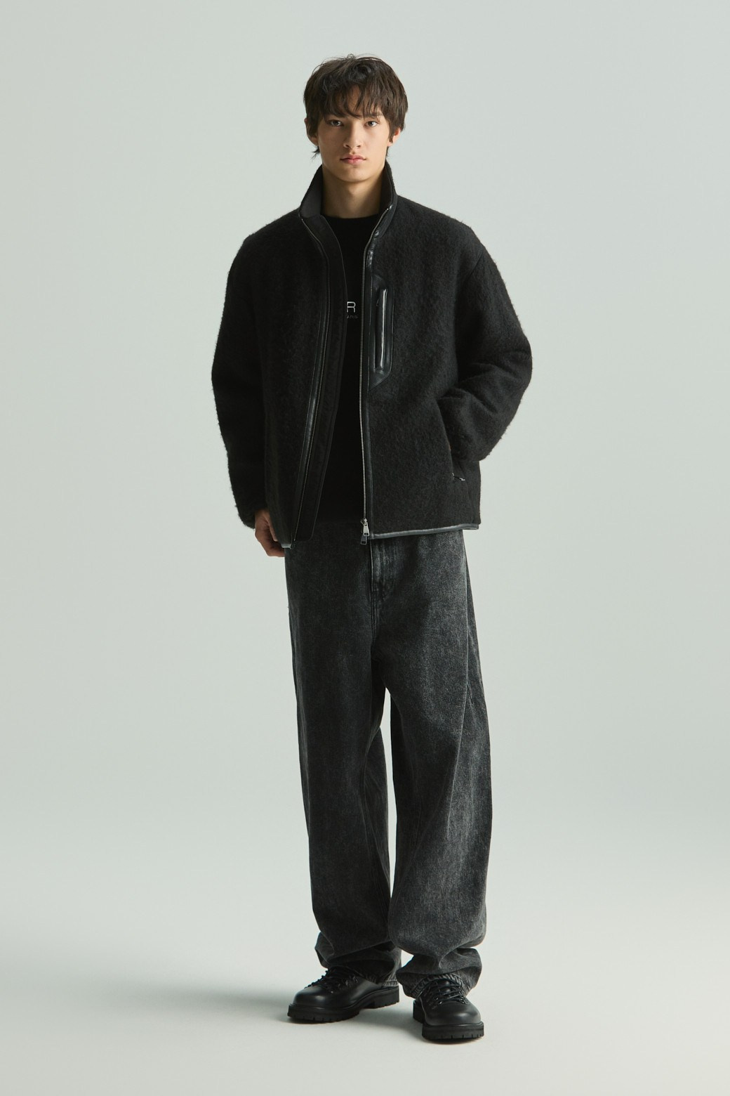 Benjamin. Axis model management