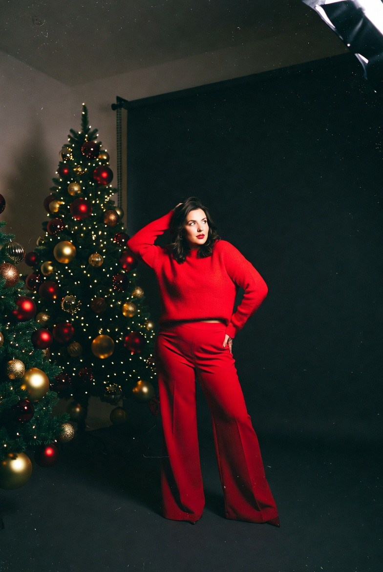 Плюс сайз в красном